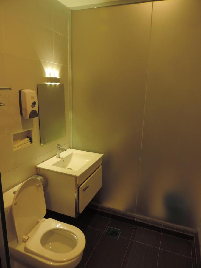 Golden Leaf Hotel Danga Bay Johor Bahru Esterno foto