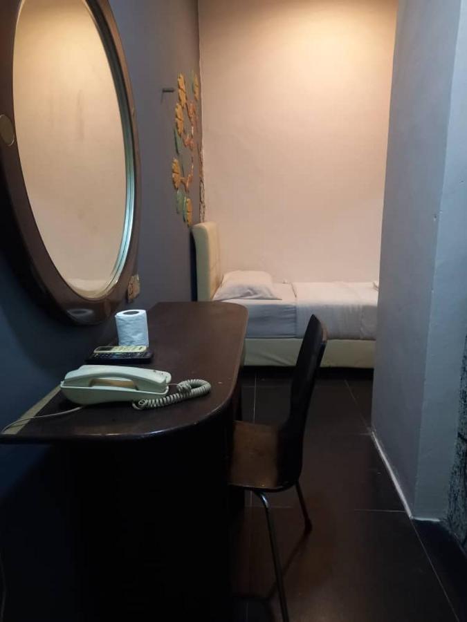 Golden Leaf Hotel Danga Bay Johor Bahru Esterno foto